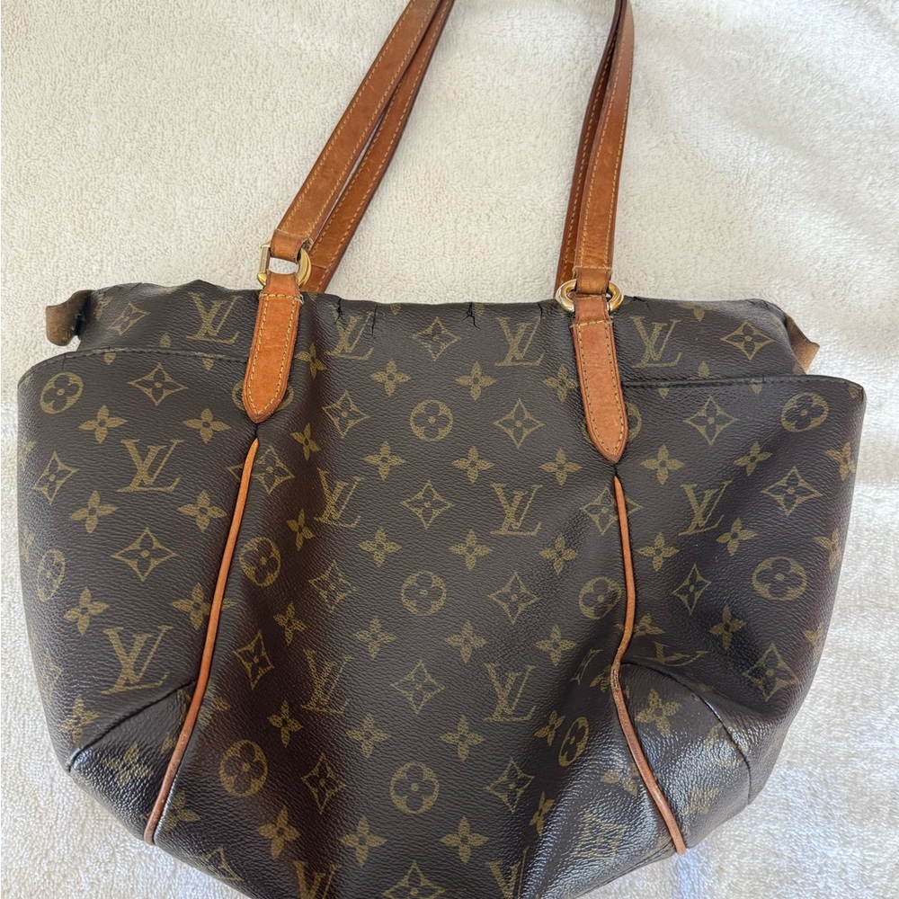Louis Vuitton Monogram Canvas Tote in Brown with Tan Straps